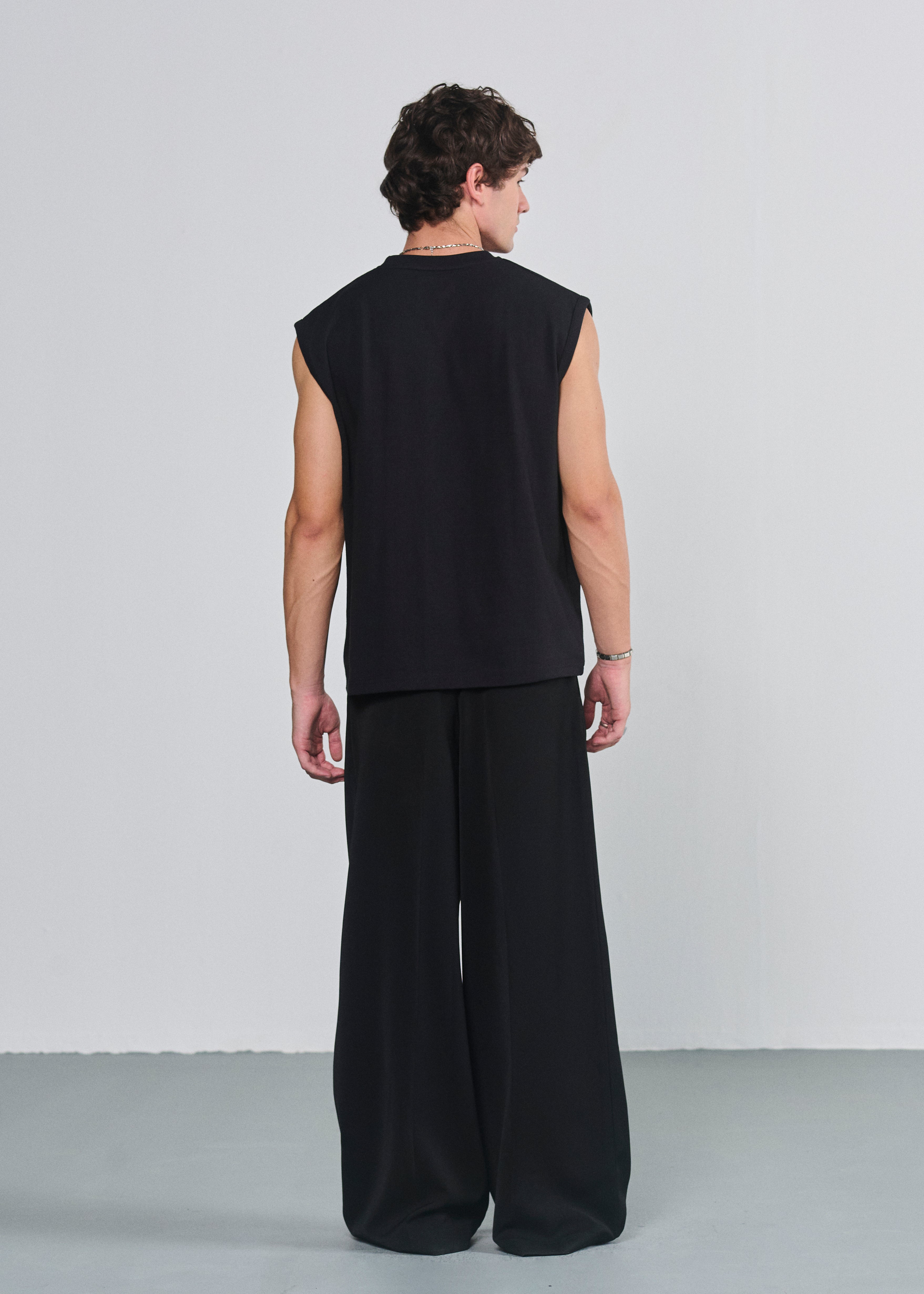 Muscle Tee - Black