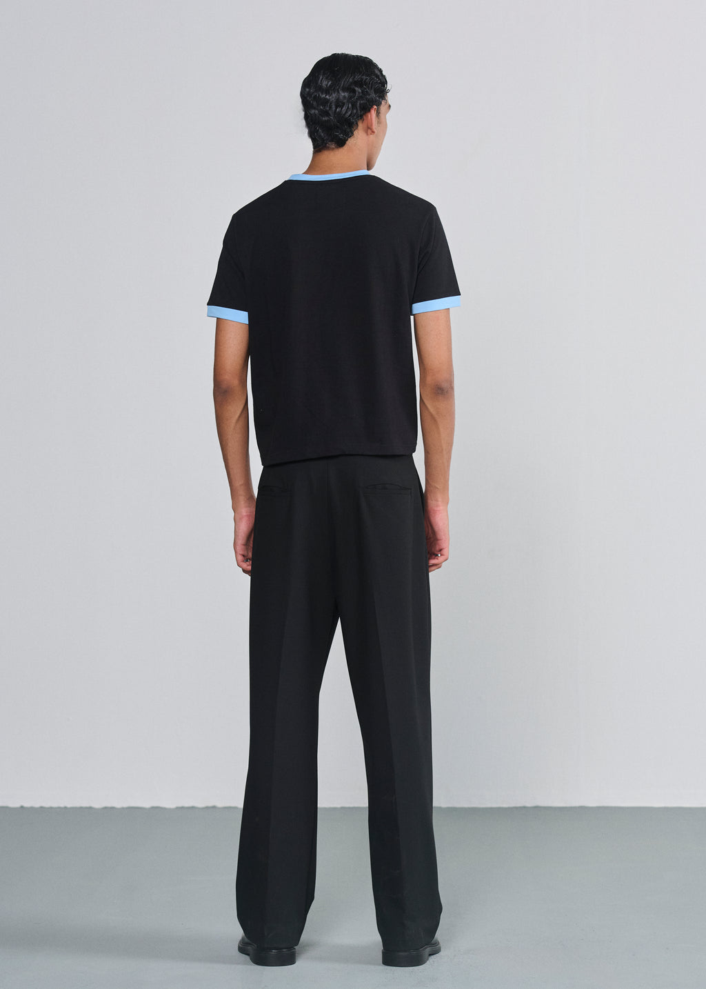 Ringer Tee - Black|Blue