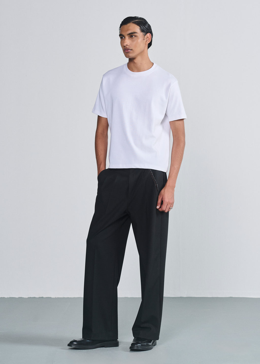 Essential Cropped Tee - White