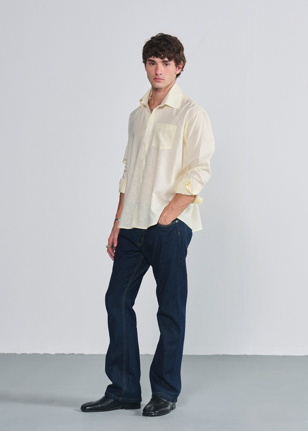 Signature Script Shirt - Butter Yellow