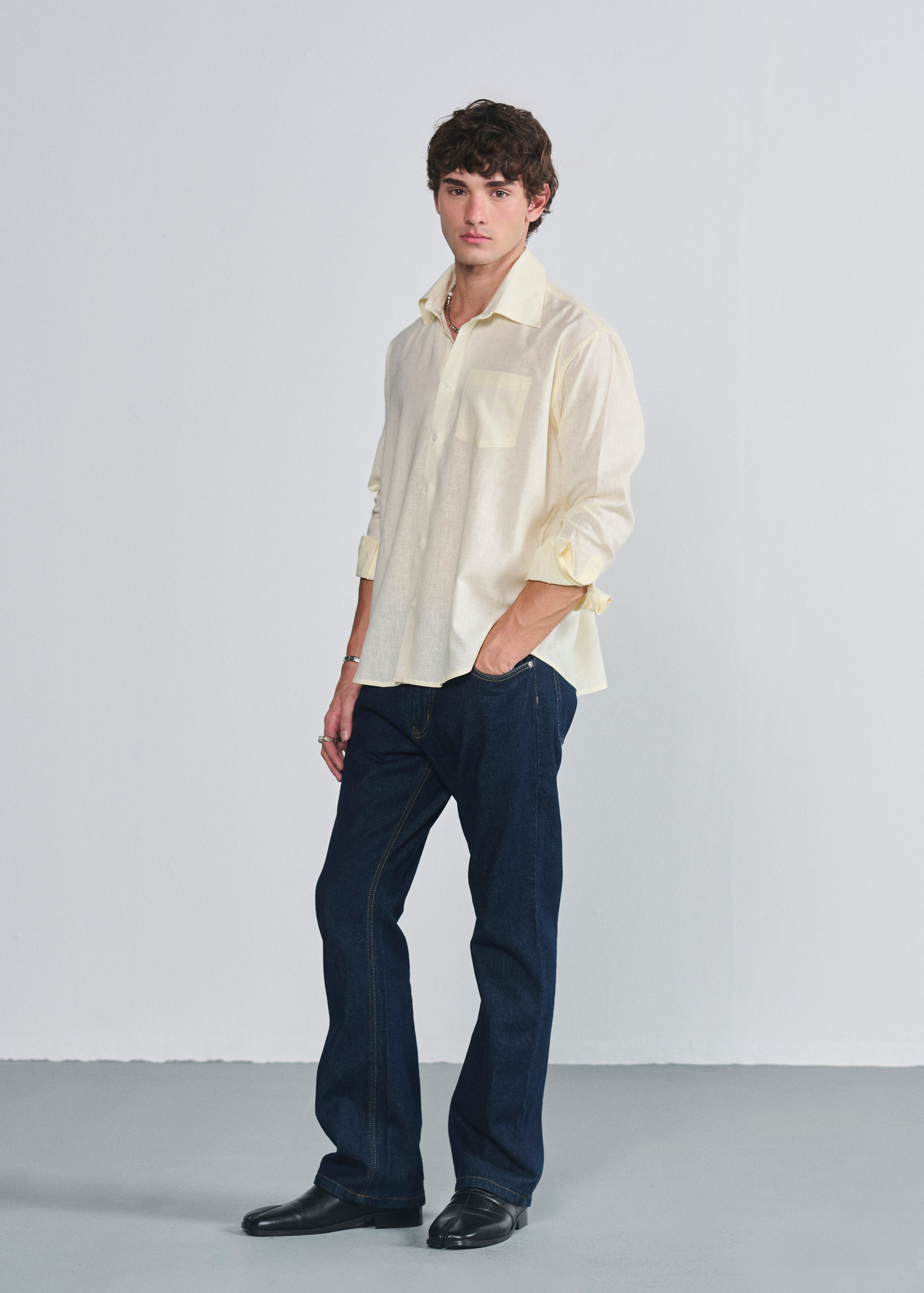 Signature Script Shirt - Butter Yellow